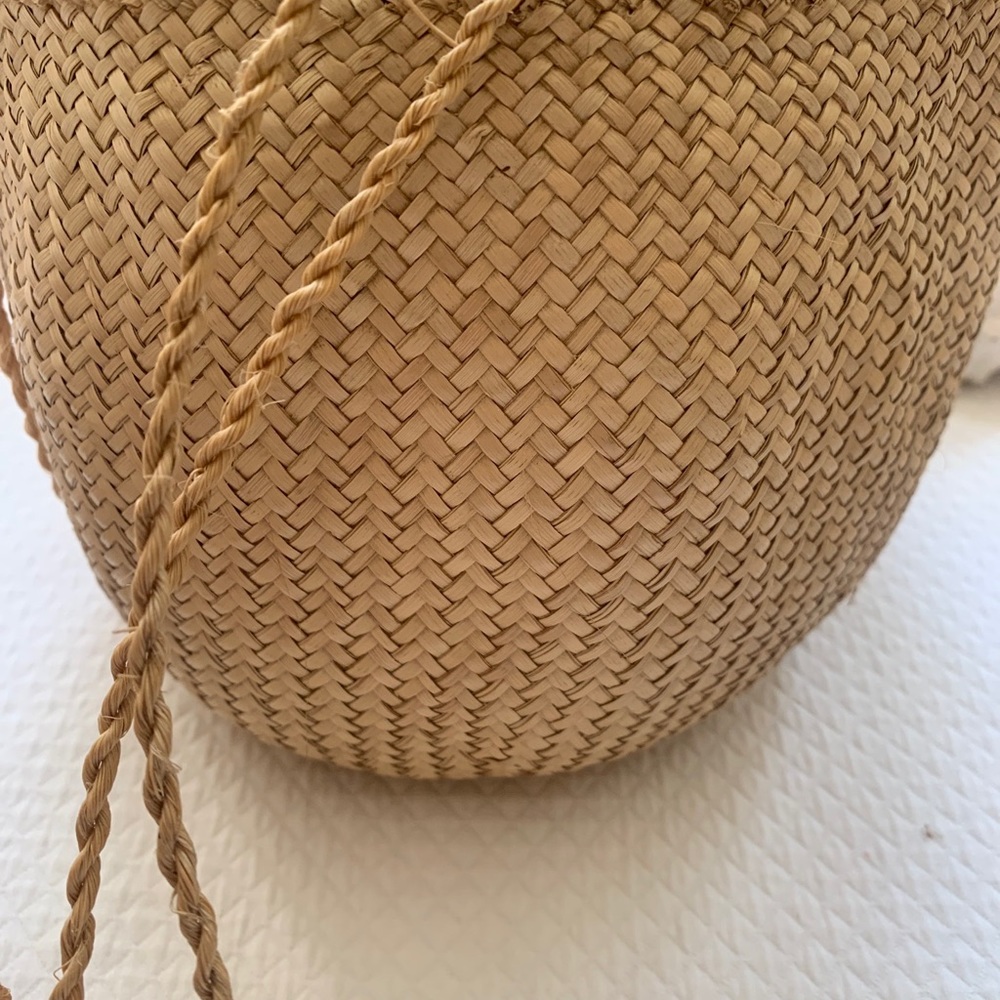 Sweet Cross body Small Handwoven Bag/ Purse Plus Two Smaller A Set Storage Cute - Picture 2 of 11